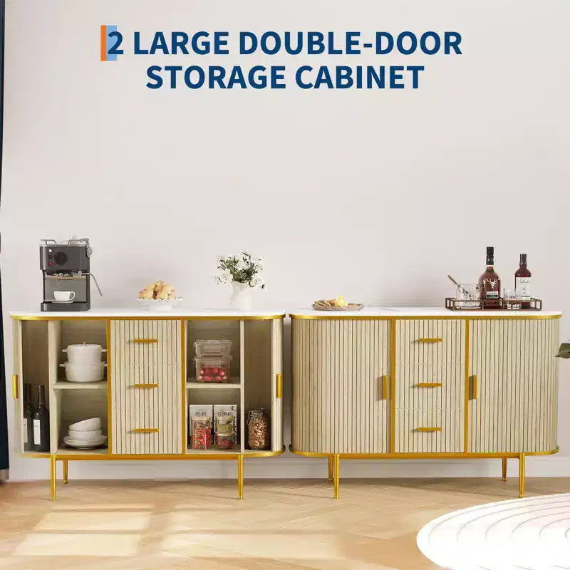 Buffet bahut de 120 cm avec portes coulissantes, meuble de rangement à panneaux ondulés avec plateau aspect marbre pour salle à manger - Chêne
